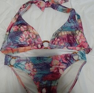 Hawaiian flower bikini